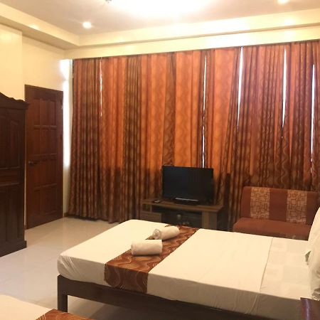 Aquari Travellers Inn Пуэрто-Принцеса Экстерьер фото