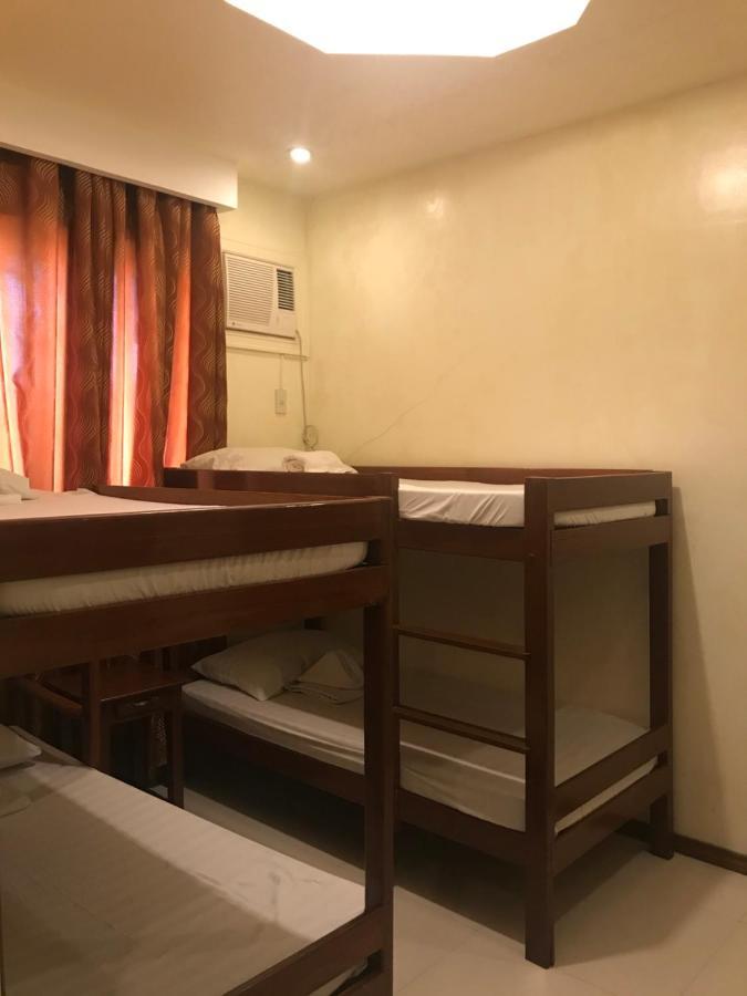 Aquari Travellers Inn Пуэрто-Принцеса Экстерьер фото